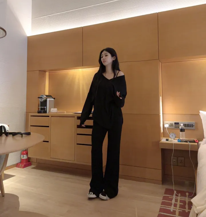 [Made /단품구매가능 /세트3000원할인] 촉촉 촤르르 연유 라떼 트레이닝 세트 여리핏 꾸안꾸 퀄보장 데일리set 핏보장 봄 신상 상세 이미지 214