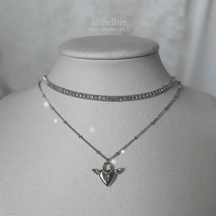 [츄, 조유리 착용] Angelic Heart Lock 엔젤 하트 자물쇠 큐빅 초커 레이어드 목걸이 - 실버 컬러 상세 이미지 2