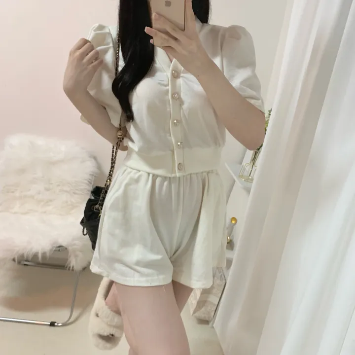 [세트가격/러블리*.*] 하트 퍼프 반팔 루즈핏 크롭 가디건 + 밴딩 와이드 숏 반바지 투피스 세트 3color 상세 이미지 5