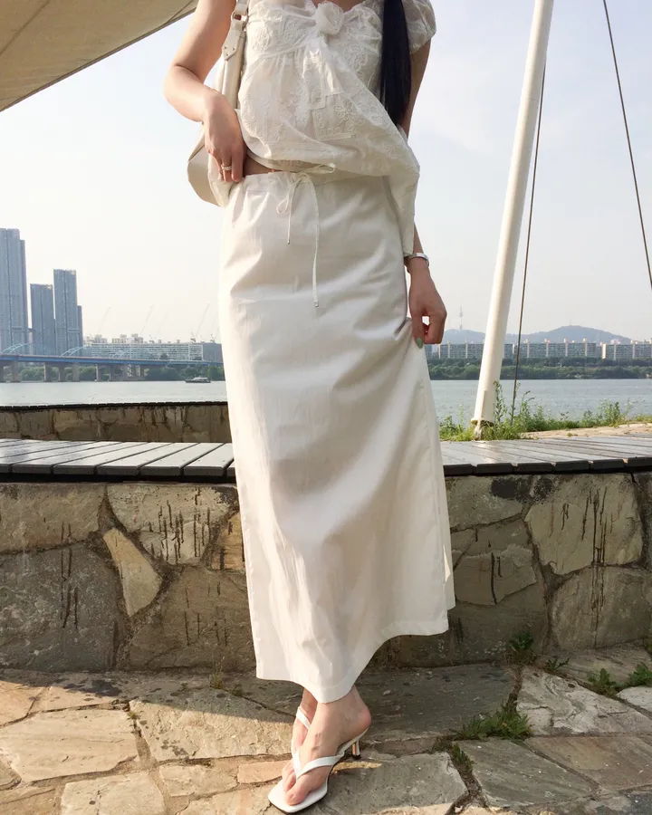 드레스 모델 착용 이미지-S1L30