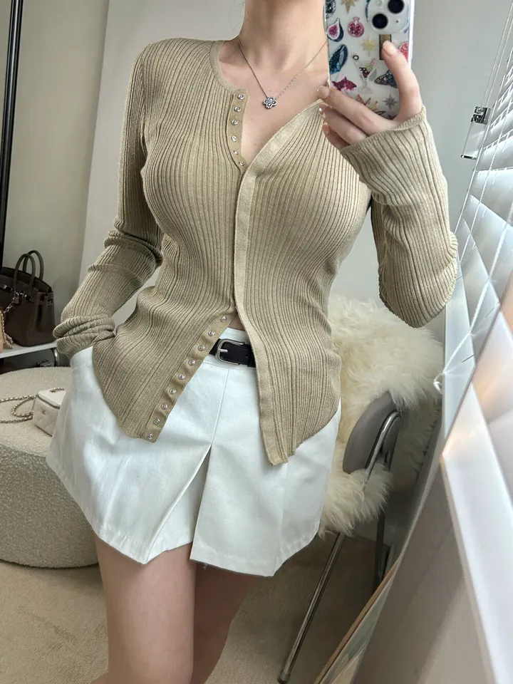(강추)쫀쫀 슬림 골지 똑딱이 가디건 -3color / 3부팬츠 반바지 치마바지 데님 청바지 원피스 후드 맨투맨 상세 이미지 13