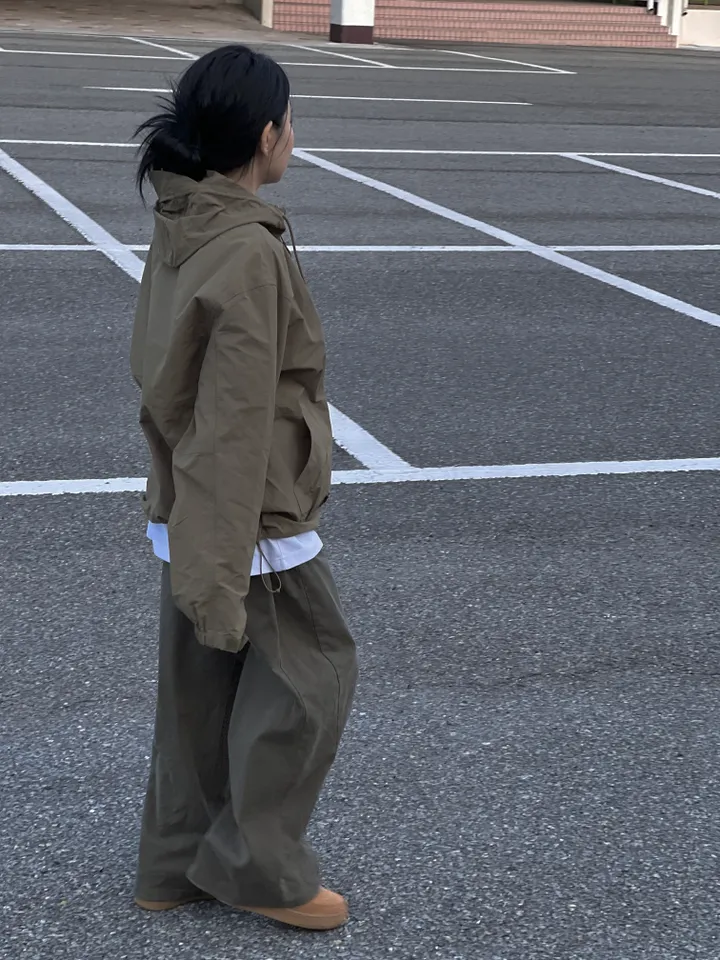 -  남녀공용 탄탄 비비 포켓 오버핏 바람막이 - 상세 이미지 23