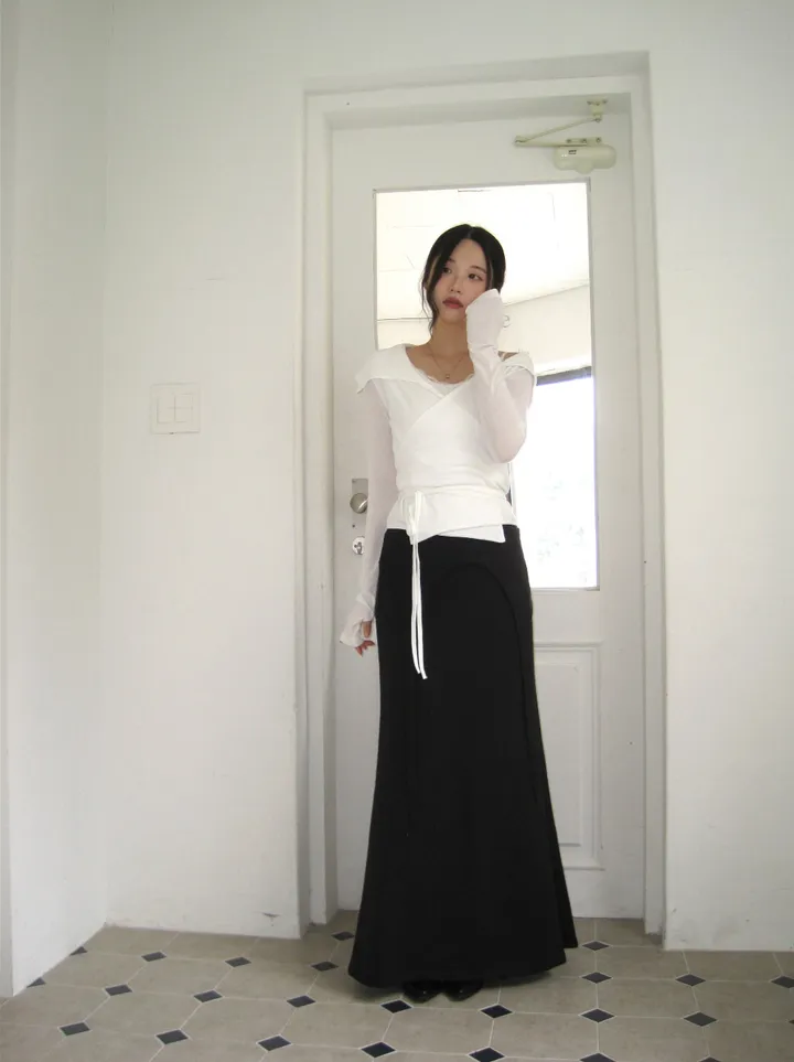 민소매 모델 착용 이미지-S1L57