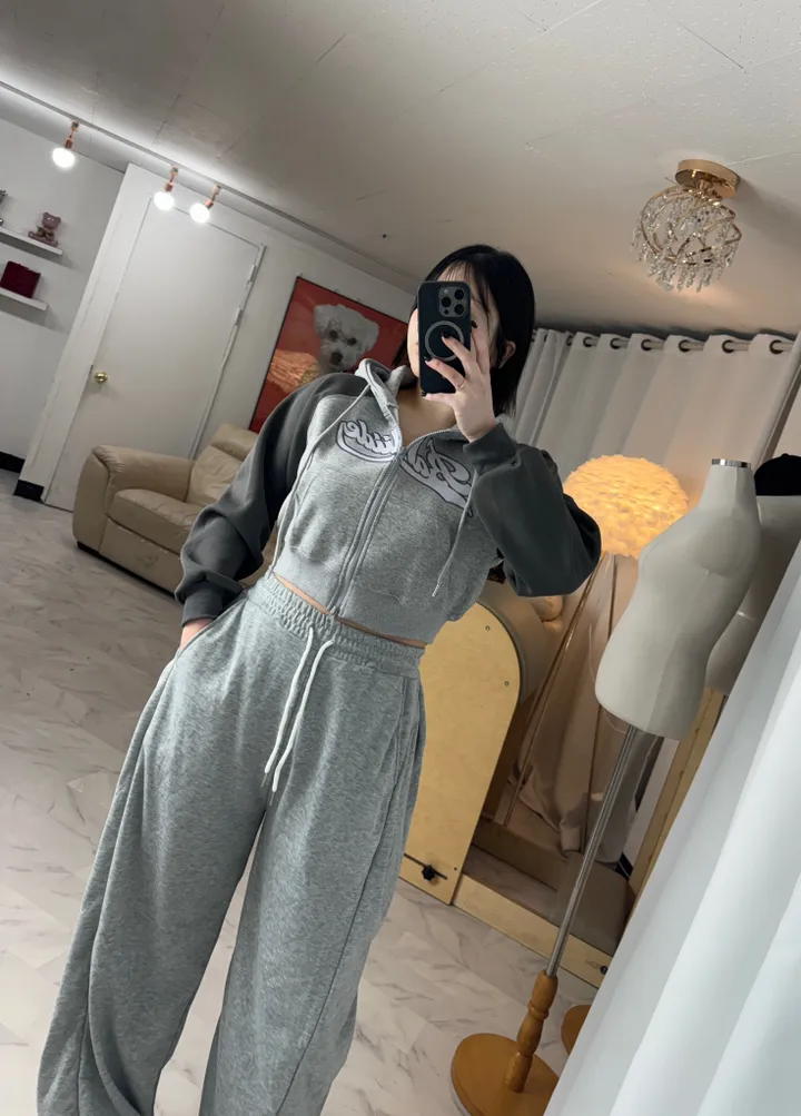 [데일리/투웨이]레터링 나그랑 투웨이 크롭 후드집업 상세 이미지 17