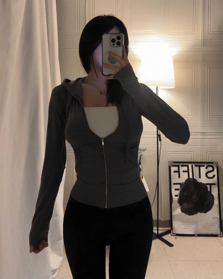 (몸매 보정)슬림핏 하찌  크롭  후드 집업/필라테스 운동복/꾸안꾸/슬림핏/보정핏/스판 후드 집업 상세 이미지 2