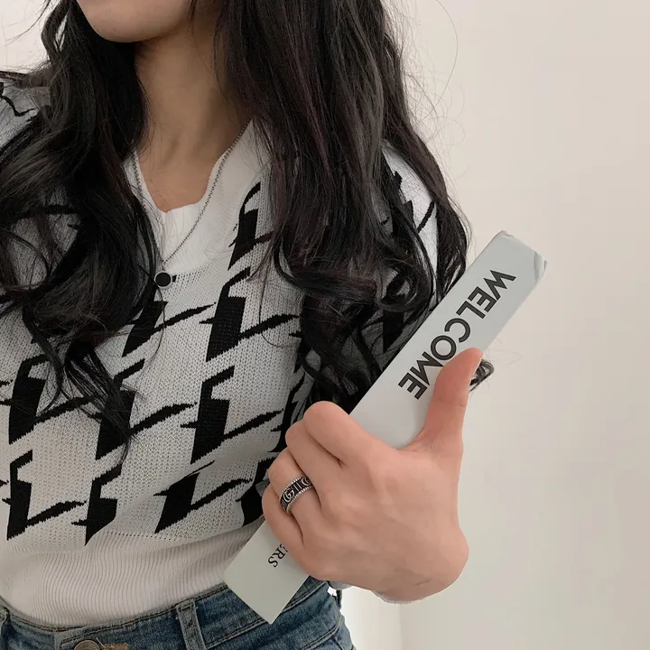 [몸매보정] 잘록한 체크 크롭 브이넥 배색니트;2col 상세 이미지 28