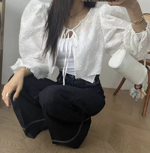 *(기획특가/어깨패드)* 플라워 펀칭 볼레로 자켓 여름아우터 외투 겉옷 햇빛가리게 여행룩 휴양지룩 데일리 데이트룩 꾸안꾸 가벼운 시원한 자켓 상세 이미지 2