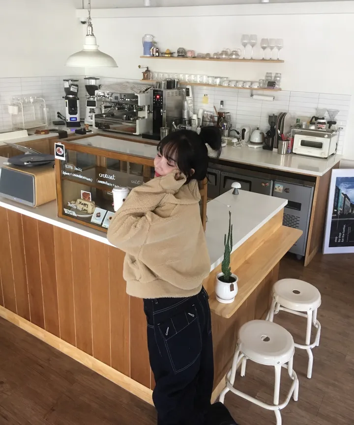 [핏,퀄보장👍/털빠짐X] 후리스 몽글 폭닥 밍크 투웨이 데일리 카라 하이넥 크롭 양털 집업 상세 이미지 20