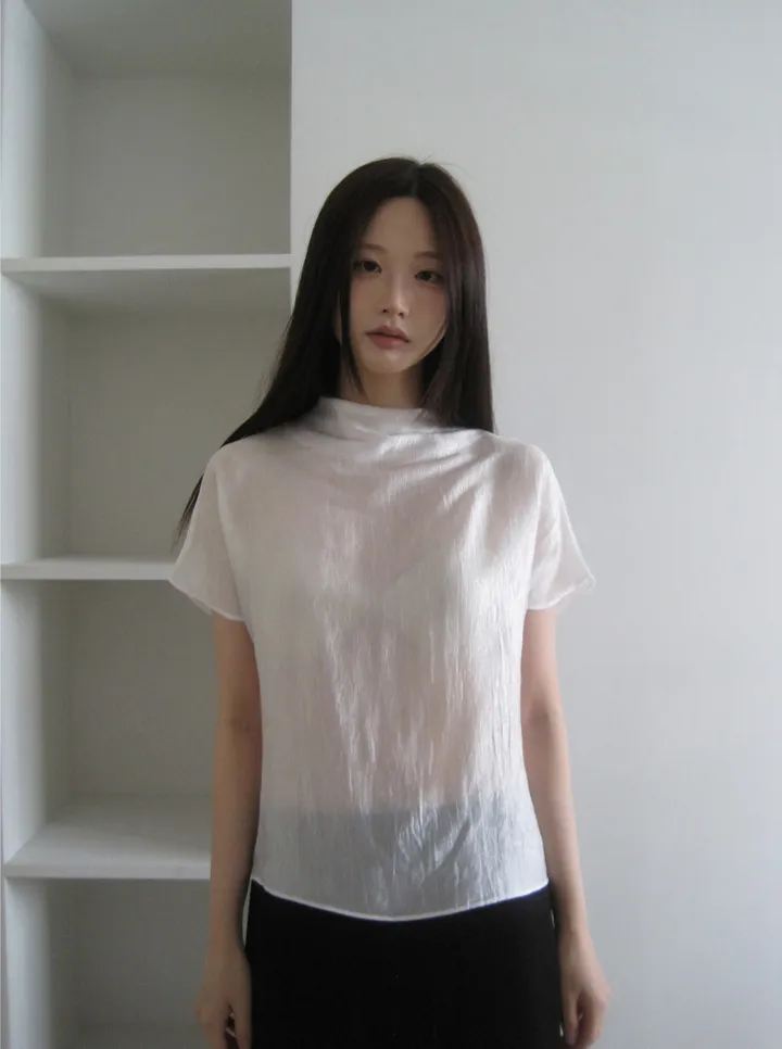 민소매 모델 착용 이미지-S1L31