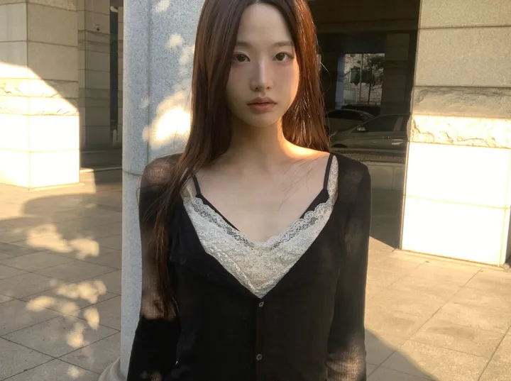 민소매 모델 착용 이미지-S1L35