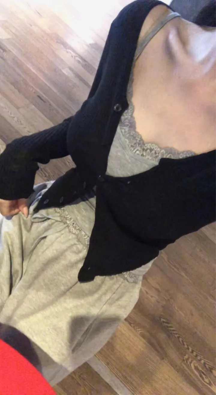 [국내제작/리뷰보장💕] 버니 브이넥 크롭 가디건 상세 이미지 27