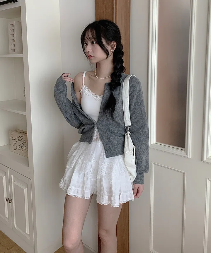 [데일리강추💗] 블러 라운드넥 가디건 봄 가을 / 출근룩 긴팔니트 봄가디건 가을가디건 하객룩 데일리룩 클래식블랑 상세 이미지 19