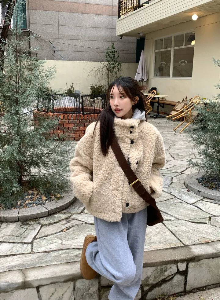 [최저가!/에이블리인기템*.*] 하이넥 터틀 뽀글이 퍼 자켓 겨울자켓 아우터 덤블 숏자켓 숏코트 플리스자켓 상세 이미지 30