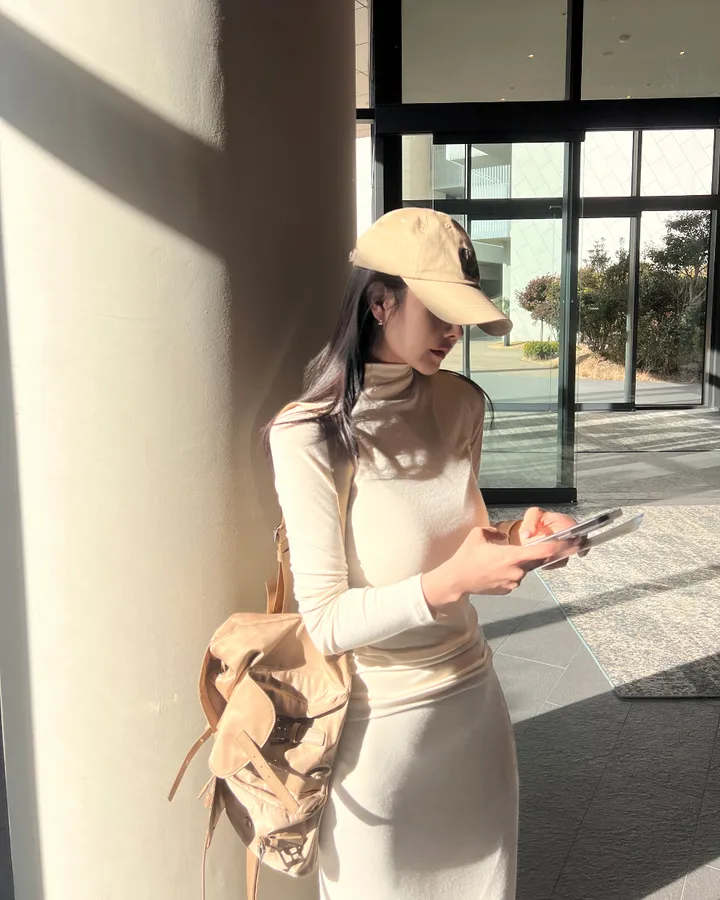 (THEMANON MADE) 로잘린 하이넥 맥시 스커트 투피스 세트 (3color) 상세 이미지 18
