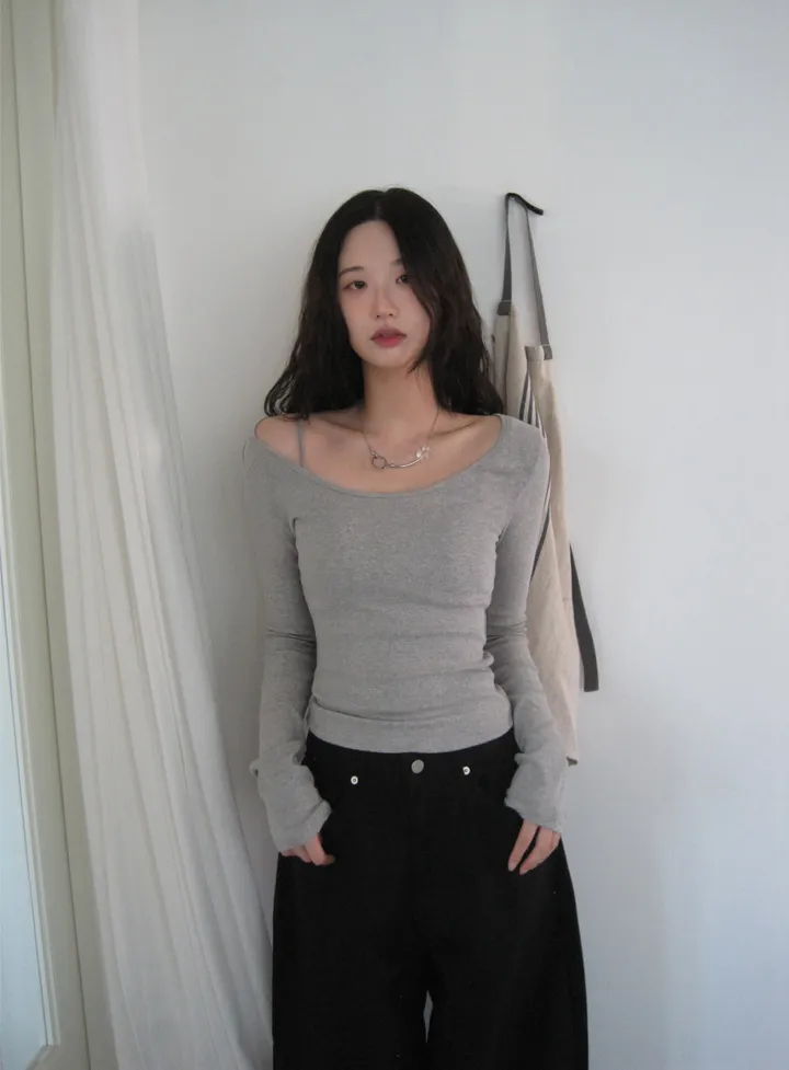 긴팔 티셔츠 모델 착용 이미지-S1L45