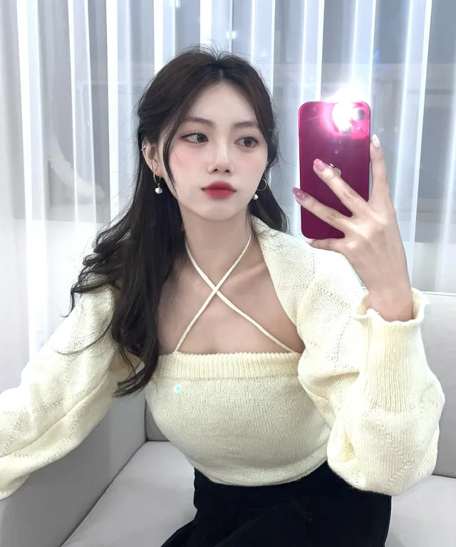 [🚀당일출고🚀/🔥200장돌파!🔥] 챠밍룸 홀터넥 볼레로 니트 가디건 set