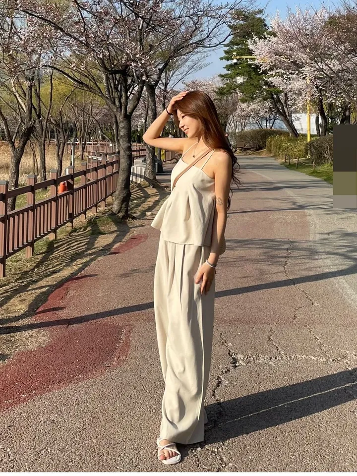 [🌈세트금액/문의폭주🎉] 린넨 핀턱 밴딩 플레어 나시 와이드팬츠 4color 상세 이미지 12