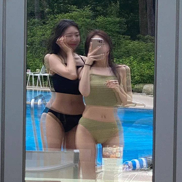 [컬러추가/🚀당일출고🚀/단독제작] 파라스 엠보 스트랩 크롭 비키니 수영복 5 color [수영복/워터밤/빅사이즈수영복/나시/비치웨어/페스티벌/흠뻑쇼] 상세 이미지 1
