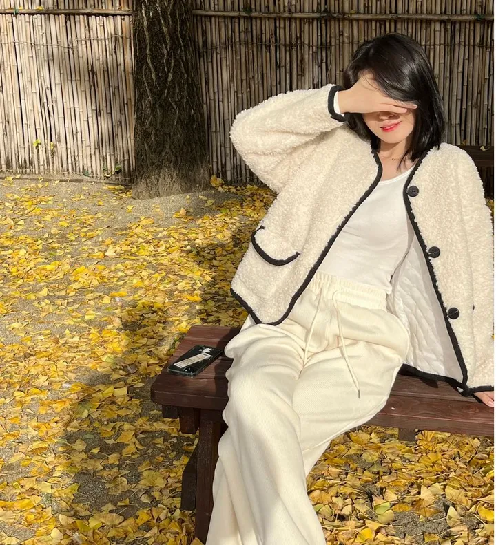 [🔥주문폭주!/👍후기강추/입는순간귀욤🤎/🔥퀼팅누빔/2color] 비숑 뽀글이 양털 배색 누빔 아우터 자켓 상세 이미지 16