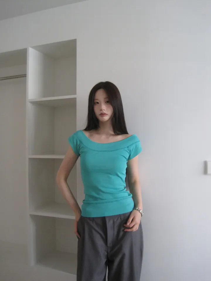 민소매 모델 착용 이미지-S1L19