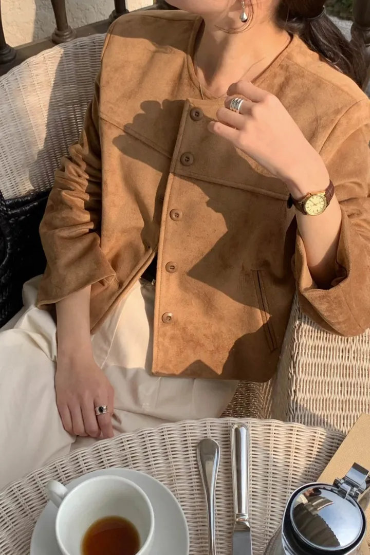 [봄신상🧡] 아잉 에이스 스웨이드 자켓 크롭 숏 라운드 포켓 하객룩 개강룩 출근룩 봄자켓 크롭자켓 상세 이미지 9