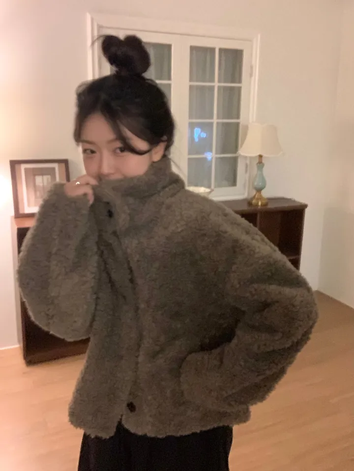 [문의폭주🐻] 베어 버튼 뽀글이 퍼 숏코트 자켓 / 누빔 코트 자켓 - 3color 상세 이미지 17