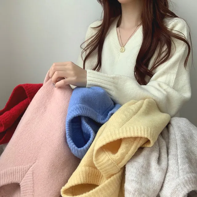 [ 무조건 소장 추천! 인기만점 ] 데일리 루즈핏 V넥 니트 상세 이미지 3