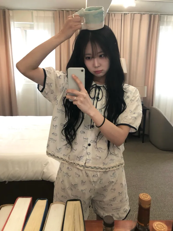 [🖤희귀템/당일출고🖤] 블랙 리본 야옹이 반팔 잠옷 세트 파자마 홈웨어 상세 이미지 4