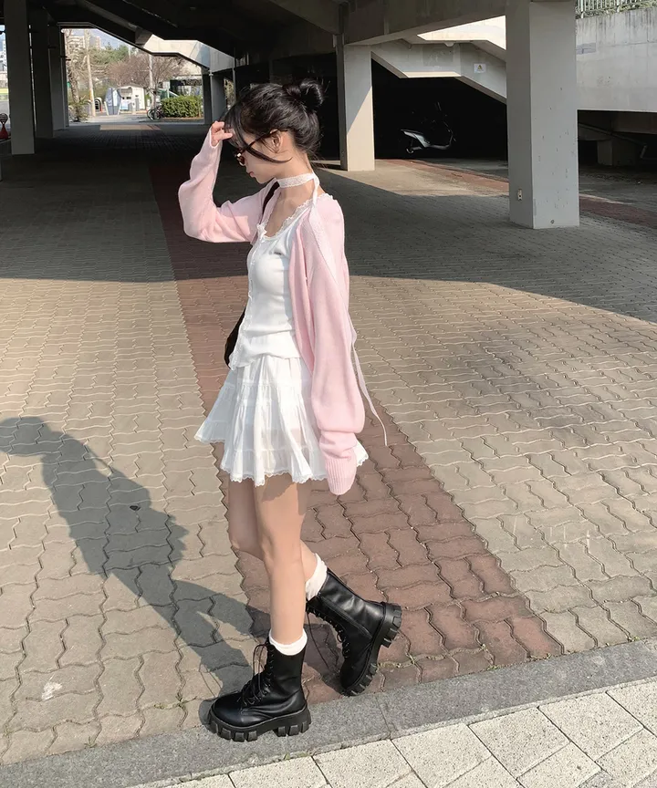 [데일리🫧벚꽃룩] 부코 펜던트 브이넥 니트 가디건 봄 가을 / 벚꽃룩 개강룩 데이트룩 여름가디건 여름니트 클래식블랑 상세 이미지 24
