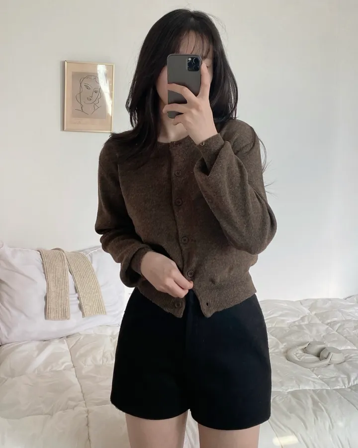 [데일리/인생핏] 라운드 무지 기본 긴팔 니트 가디건 상세 이미지 21