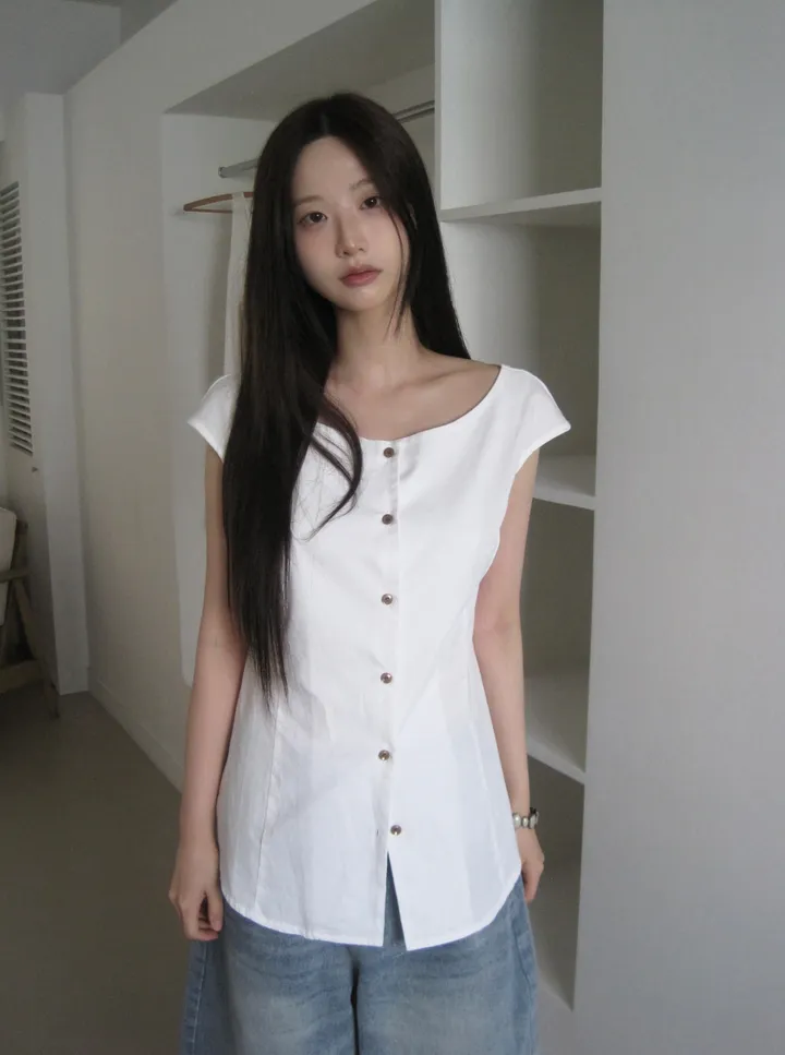 민소매 모델 착용 이미지-S1L25