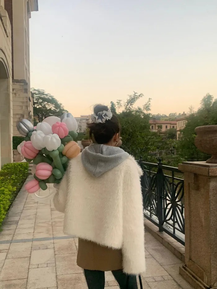 🩷당일출고🩷디로비❤️카라 떡볶이 단추 페이크 퍼 자켓 1color 상세 이미지 49