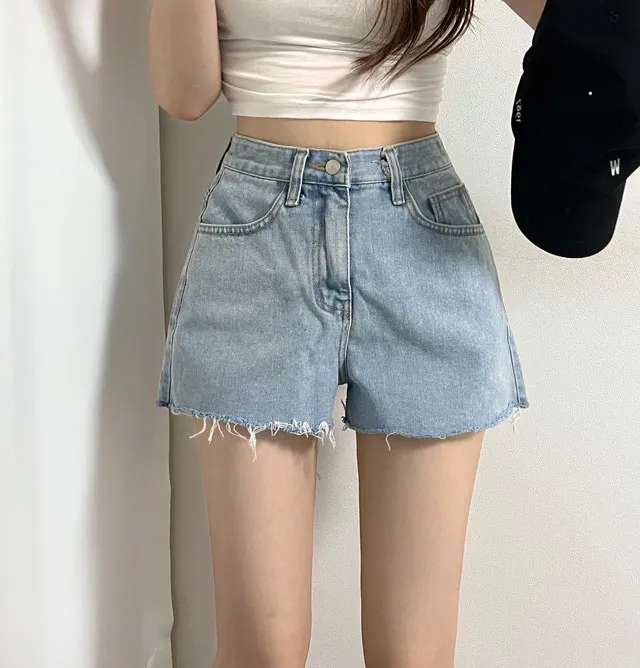 [여름필수] 하이웨스트 컷팅 세미 A라인 연청 데님 숏팬츠 반바지 상세 이미지 5