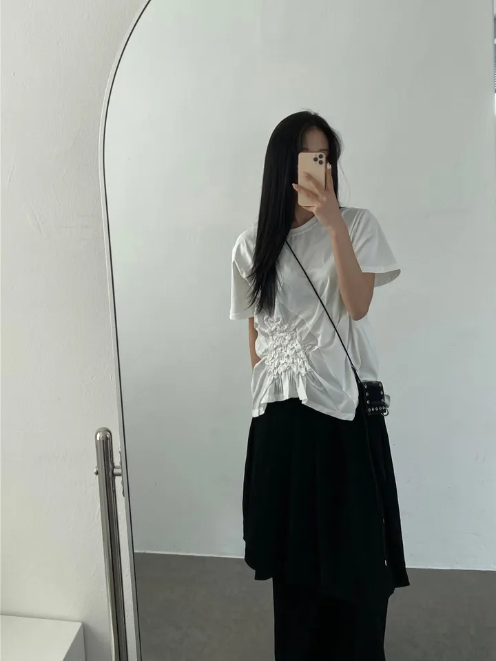 반팔 티셔츠 모델 착용 이미지-S1L49