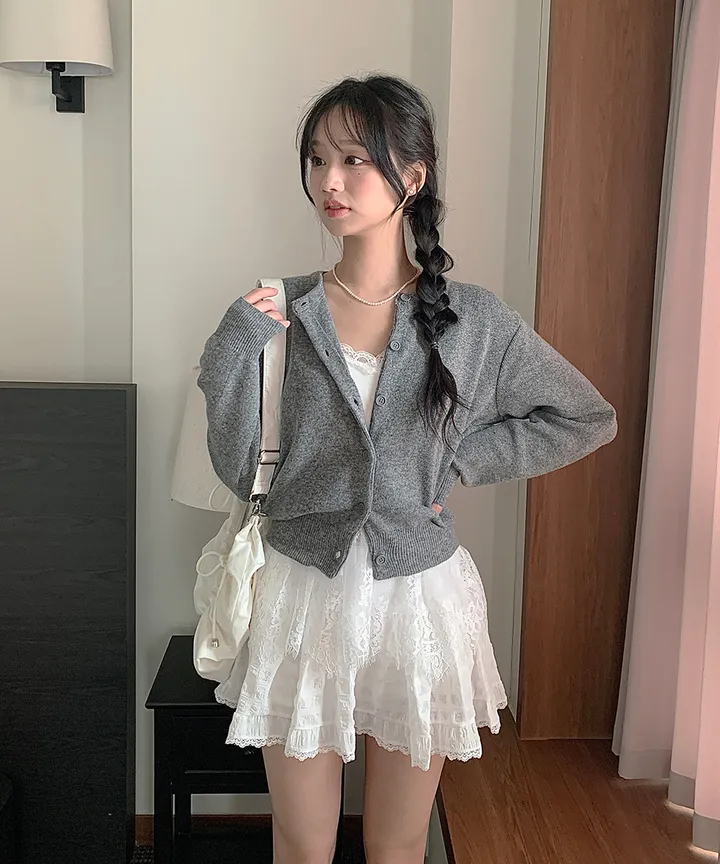 [데일리강추💗] 블러 라운드넥 가디건 봄 가을 / 출근룩 긴팔니트 봄가디건 가을가디건 하객룩 데일리룩 클래식블랑 상세 이미지 3