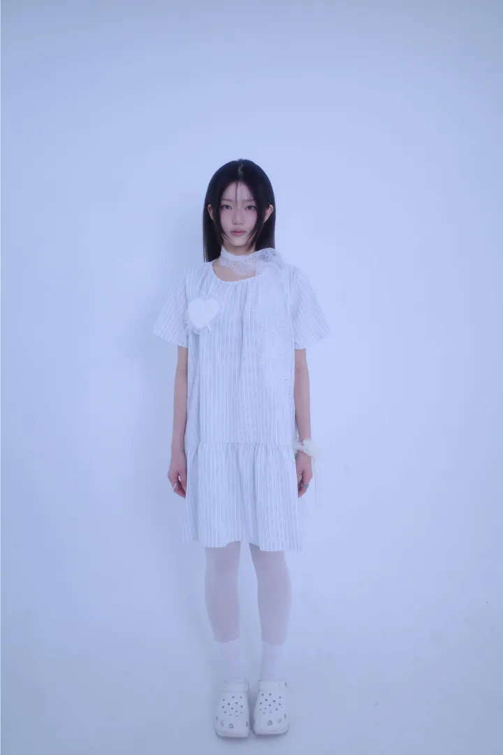 드레스 모델 착용 이미지-S1L13