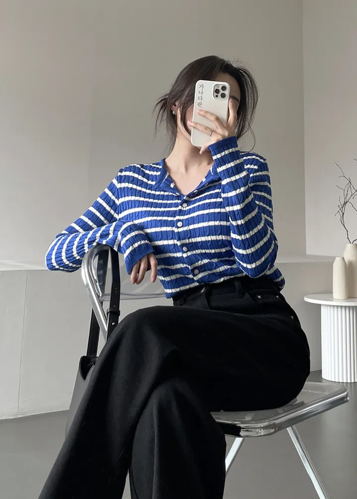 [데일리템💛/쫀쫀스판] 가나다란 리버 스트라이프 단가라 케이블 꽈배기 니트 가디건 4color 상세 이미지 25