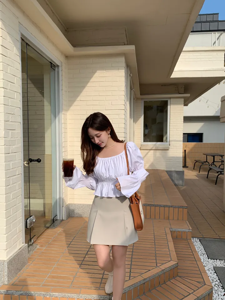 【関税込み】ANNA QUAN ベージュ Tyra ミニスカート ティアードミニスカート | ファッション通販サイト NUGU
