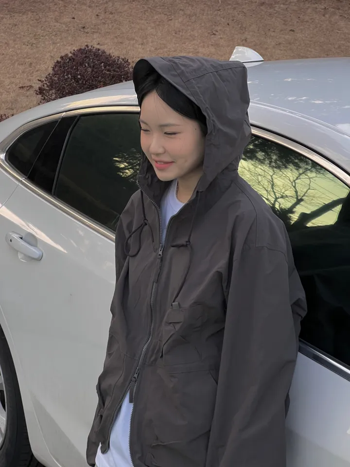 -  남녀공용 탄탄 비비 포켓 오버핏 바람막이 - 상세 이미지 5