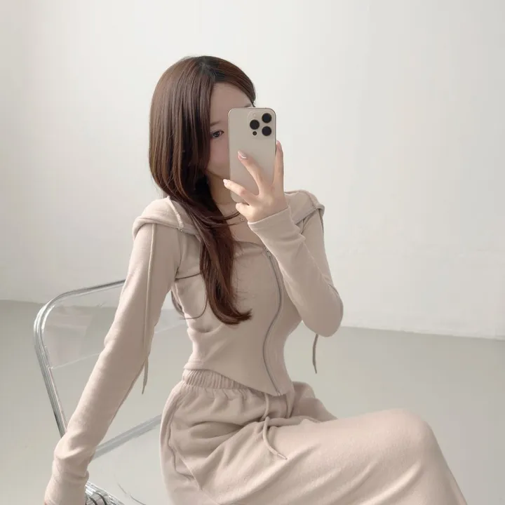[고퀄/부드러워요] Y존 부각없는, 옆트임 밑단 브이 컷팅 크롭 후드집업 + 하이웨스트 밴딩 와이드팬츠 트레이닝 세트 허리잘록 봄가을 투피스 츄리닝 상하의 셋업 (3color) 상세 이미지 8