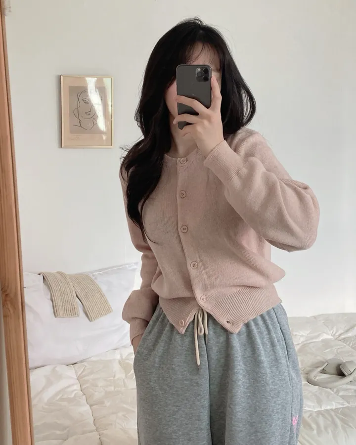 [데일리/인생핏] 라운드 무지 기본 긴팔 니트 가디건 상세 이미지 5