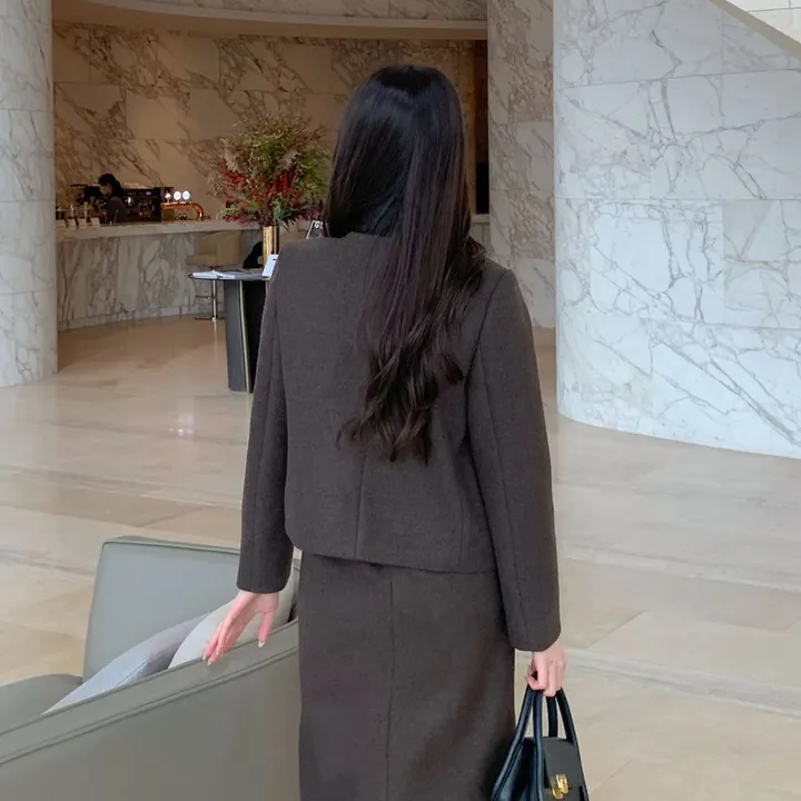 [겨울신상✨] 슈슈 노카라자켓 / 겨울자켓 가을자켓 기모자켓 울자켓 모직자켓 울코트 모직코트 숏코트 숏자켓 트위드자켓 하객룩 겨울코트 핸드메이드 코트 떡볶이코트 후드코트 레이어드 자켓 기모 코듀로이 스웨이드 무스탕 퍼자켓 하프코트 케이프코트 망토 겨울옷 상세 이미지 35