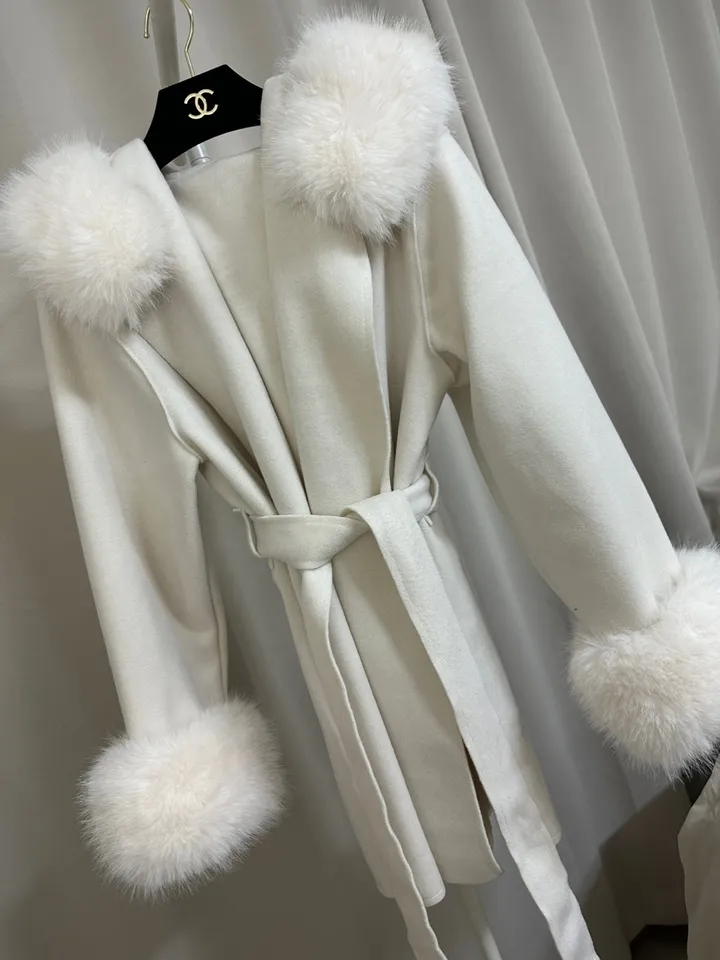 [가성비MD완전강추] 2color 폭스퍼+페이크퍼 후드 미니 벨트SET 코트 *연말룩 크리스마스룩 데이트룩 겨울코트 추천 짧은 코트 퍼 탈부착 가능* 상세 이미지 28