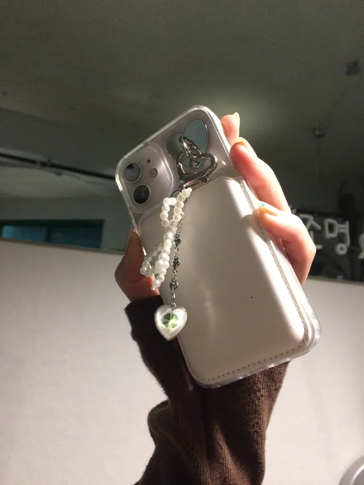 🍀2025 LUCKY drop heartchain clover phonecase 드롭하트체인 클로버 행운 폰케이스 상세 이미지 24