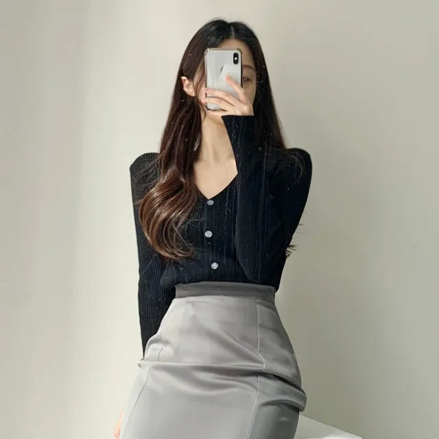 [묶음할인] 소프트 촉감 브이넥 글램핏 골지 가디건 ﻿아이보리 베이지 블랙 연두 소라 핑크 연보라 와인 카키 겨자 에메랄드 개강룩 새내기룩 봄 벚꽃룩 꽃놀이룩 개강여신 상세 이미지 113