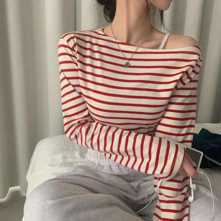 [예쁜라인🤍/데일리필수*.*] 루징 스트라이프 언발 오프숄더 긴팔티셔츠 - 2color 상세 이미지 7