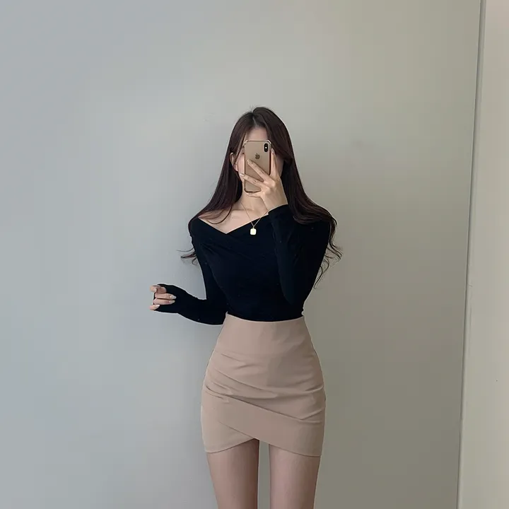[🚀당일발송🚀]💗MADE💗 글램 촉촉 셔링 오프숄더 슬림 티셔츠 5color 상세 이미지 11