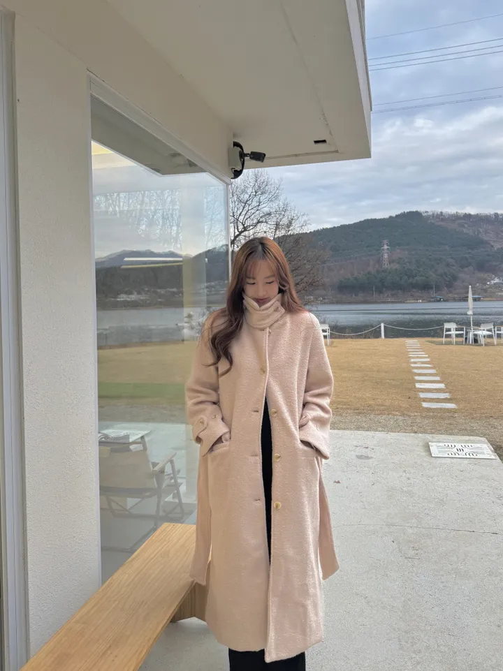 하이넥 부클 뽀글이 파스텔 허리 슬림 벨트 맥시 싱글 롱코트(3color)크리스마스룩 연말룩 상세 이미지 22