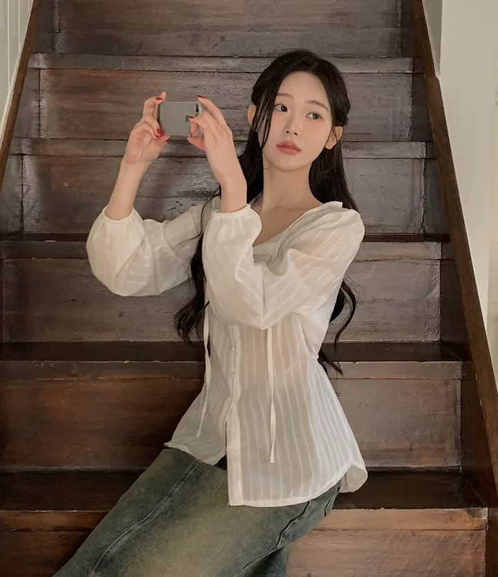 [반팔추가💛] 플로아 레이스 펀칭 블라우스 3colors 상세 이미지 7