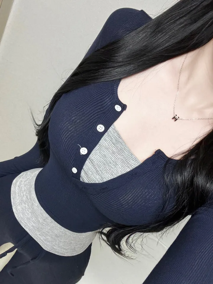 [*1200세트돌파/번따룩*] 반팔 긴팔 기모 버전추가 쫀쫀 스판 딱붙 잔골지 레이어드 또또 단추 크롭 레이어드 배색 긴팔티+하이웨스트 슬림 와이드팬츠 세트 꾸안꾸 데일리 허리잘록 상세 이미지 10